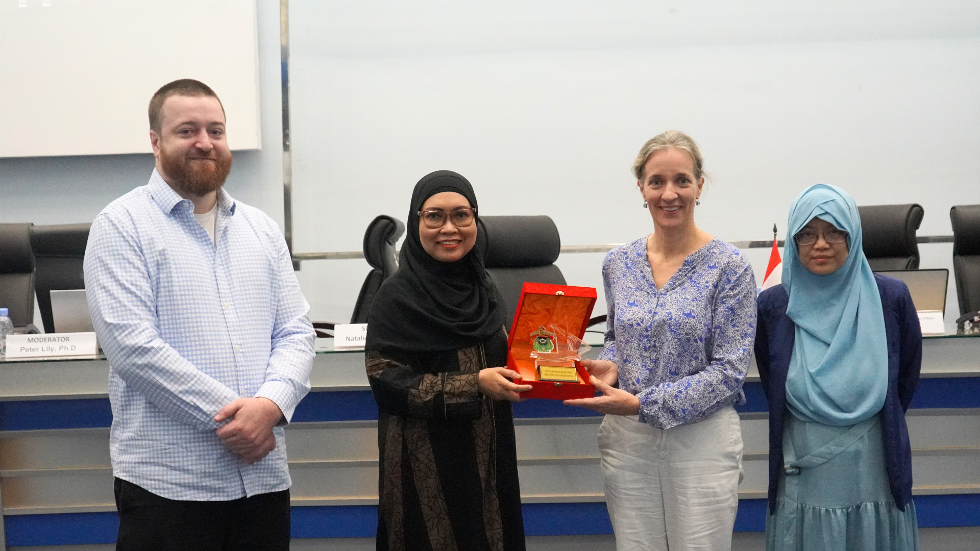 Diskusi Mendalam "Good Laboratory Practice", SPs UNHAS Hadirkan Lab Manager University of Ant...
